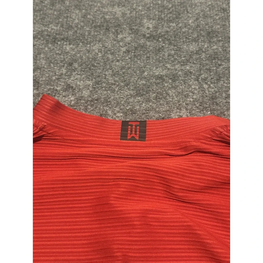 Nike Polo Shirt Mens L Red Tiger Woods Dri-FIT Golf Blade Collar CT3795-687